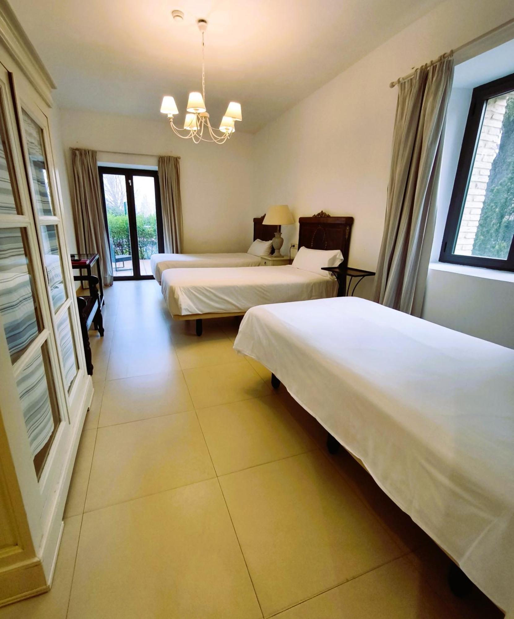 Hotel Villa 马尔西利亚 外观 照片